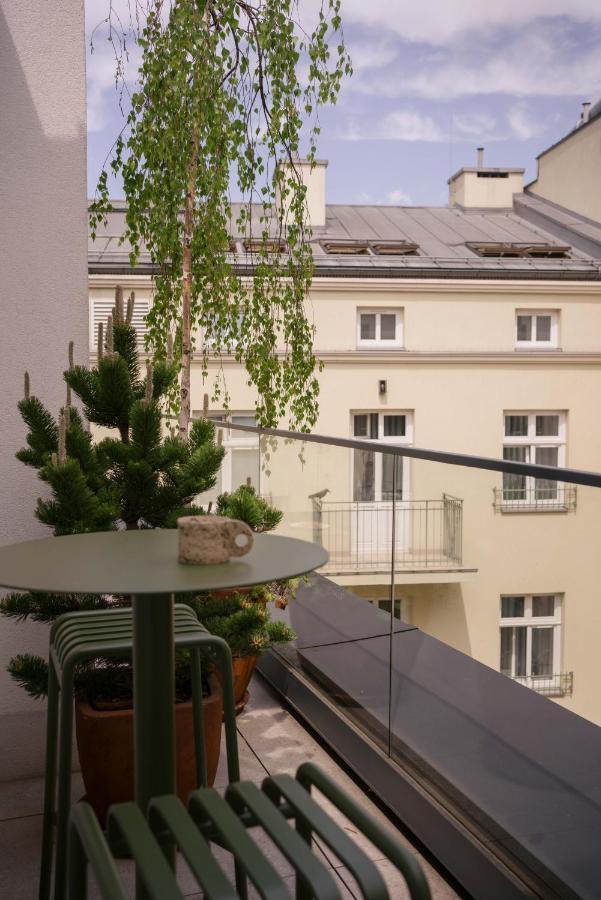Warszauer Hotel Krasków Exterior foto